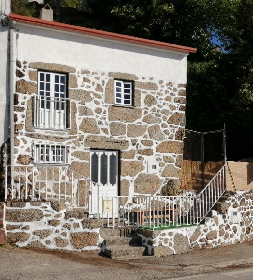 Refugio D'Aldeia Da Serra Seia Exteriör bild